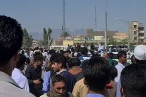 از حمله به یک پایگاه بسیج تا فرار مردم با خانه‌هایشان 