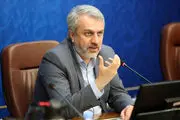 فاطمی امین چه ماشینی سوار می‌شود؟+ببینید 