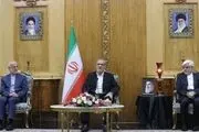 رئیس جمهور: با رهبر چین و اعضای برجسته شانگهای نشست و گفت‌وگو خواهم داشت