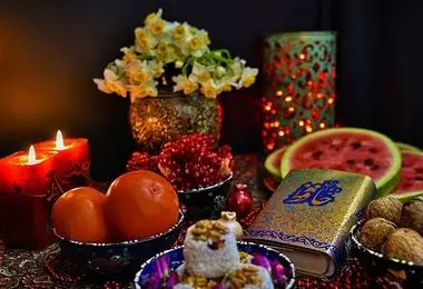 شب یلدا ۱۴۰۴ چند شنبه است ؟/  روز و تاریخ شب یلدا ۱۴۰۴