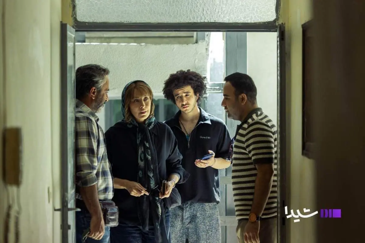سکانس حساس لو رفتن خیانت ایرج به محبوبه در سریال گل سنگ/ ببینید
