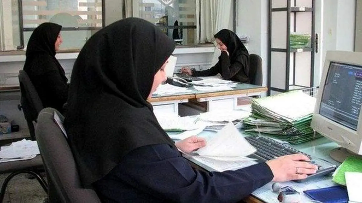 آیا نفقه زنان شاغل از زنان خانه دار کمتر است؟