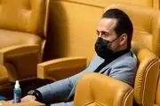 دادستانی باید از طریق پلیس اینترپل «علی کریمی» را تحت تعقیب قرار دهد