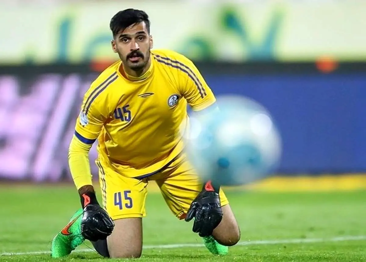 واکنش گلر سرشناس به خبر مذاکره با پرسپولیس