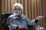 واکنش عضو فقهای شورای نگهبان به دست دادن مرضیه برومند و رضا بابک 