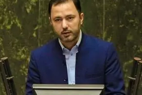 نماینده مجلس از رفتار تیم همراه رئیسی انتقاد کرد