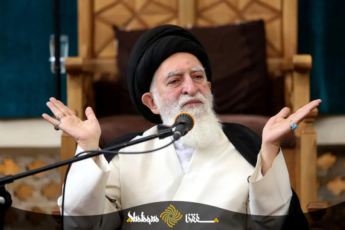 آیت الله علوی بروجردی: مسئولین چکار می‌‌کنند؟