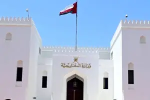 هشدار عمان به کشتی‌ ها در تنگه هرمز