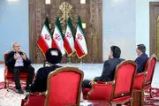 مداخلات رهبری مانع از دعوای قوا و بهم ریختن شرایط بوده است/ تهمت هایی که به جمهوری اسلامی می زنند که ایران ترور می کند و تروریست است، دروغ است
