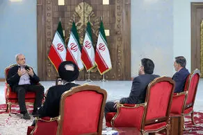 مداخلات رهبری مانع از دعوای قوا و بهم ریختن شرایط بوده است/ تهمت هایی که به جمهوری اسلامی می زنند که ایران ترور می کند و تروریست است، دروغ است