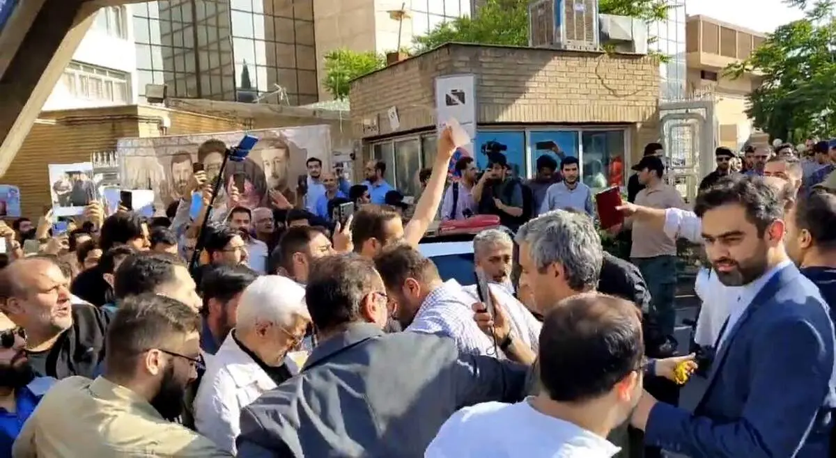 دو نماینده تندرو که سعید جلیلی را برای انتخابات همراهی کردند + عکس