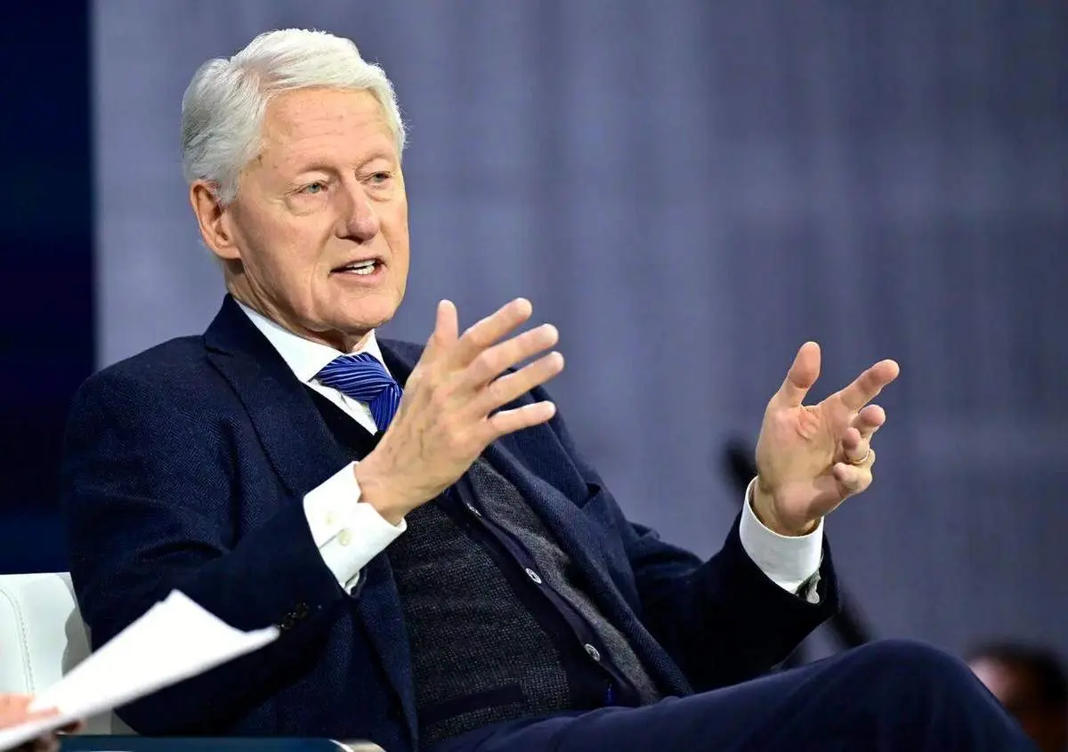 واکنش دفتر بیل کلینتون به تهدیدهای ترامپ