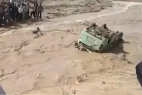 پیدا شدن جسد زن مفقودشده حادثه واژگونی ون در سیلاب مشهد | عکس