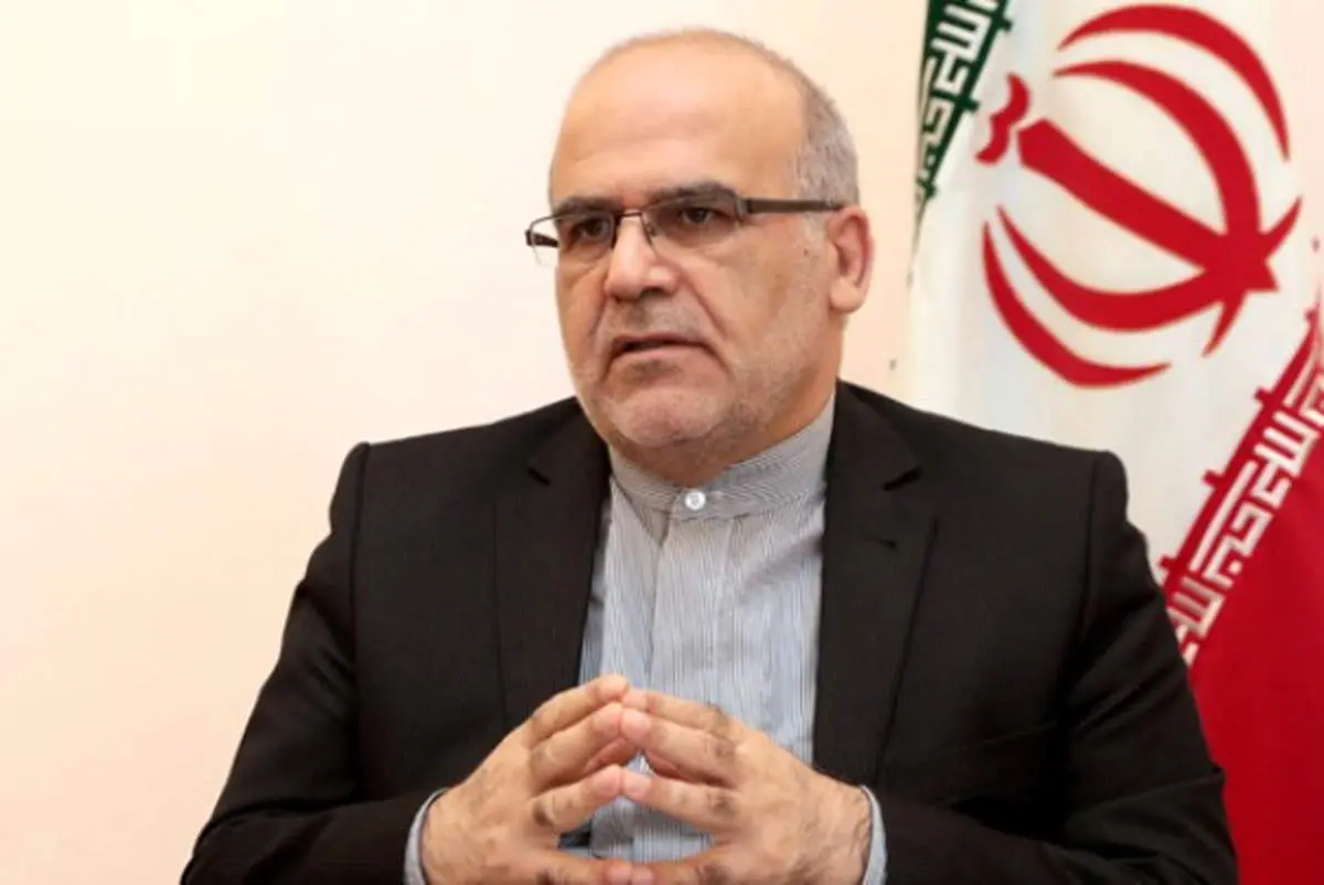 هموطنان با هر مدرک ایرانی که در اختیار دارند، حتما به مرزها مراجعه کنند
