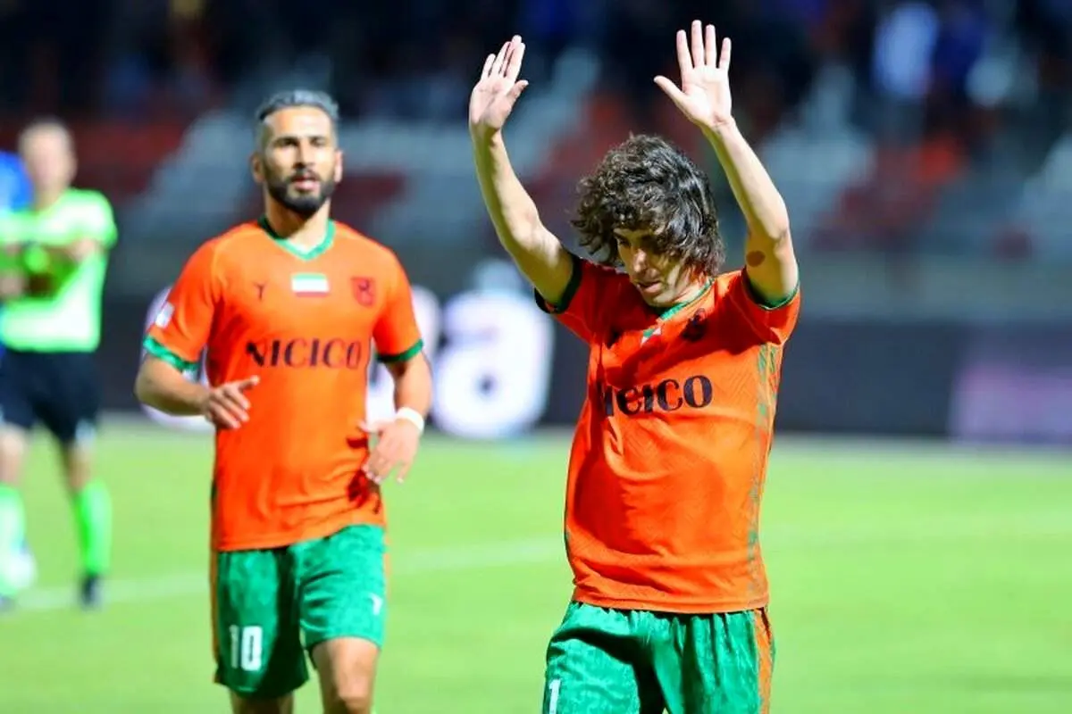 بازیکن خارجی استقلال در لیست انتظار رفت