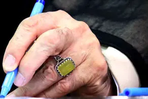 رهبری حکم جدید زدند