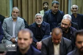 حضور سردار اشتری و قاآنی در یک مراسم با ظاهری متفاوت + ببینید 