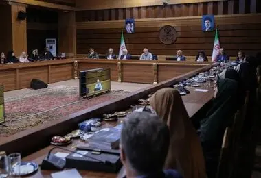 پزشکیان: برای رفع نیازهای جامعه فراتر از دیدگاه‌های سیاسی عمل می‌کنیم