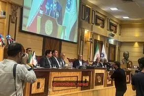ظریف و تیم او آستین بالا زده‌اند| انبوهی از نیروی انسانی پول می‌گیرند اما کار انجام نمی‌دهند