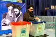 سیداحمد خمینی: شور و شوقی را بین دوستان و هم نسل‌ هایم ندیدم که امیدی برای تغییر از دل صندوق رای داشته باشند!