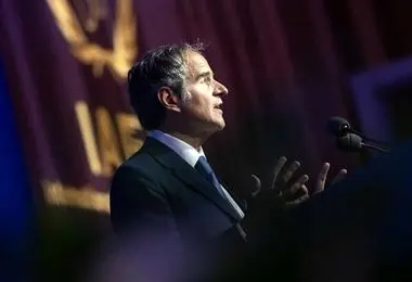 گروسی: بازرسان آژانس به ایران بازگشته‌اند