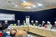 فشارهای اقتصادی تشدید شده، مردم بزرگواری و صبوری به خرج می‌دهند و تحمل می‌کنند