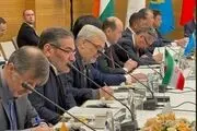 شمخانی: کسانی که در ویرانی افغانستان نقش داشته‌اند در بازسازی هم بیشترین نقش را دارند