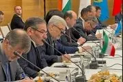 شمخانی: کسانی که در ویرانی افغانستان نقش داشته‌اند در بازسازی هم بیشترین نقش را دارند