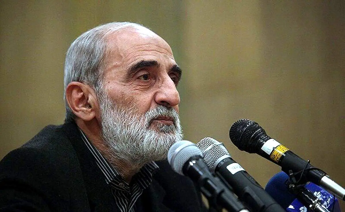 کنایه شریعتمداری به خاتمی: بیانیه کمترین تفاوتی با مواضع انگلیس و آمریکا ندارد