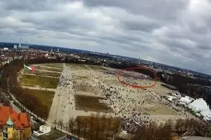 رضا پهلوی با این کار گور خودش را کَند!/ فیلم