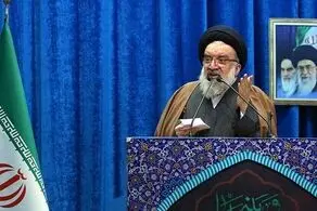 خاتمی: زنی که بی‌حجاب بیرون می‌آید مریض است!