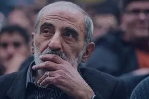 واکنش جالب یک فعال سیاسی به اهدای جایزه قلم به حسین شریعتمداری!