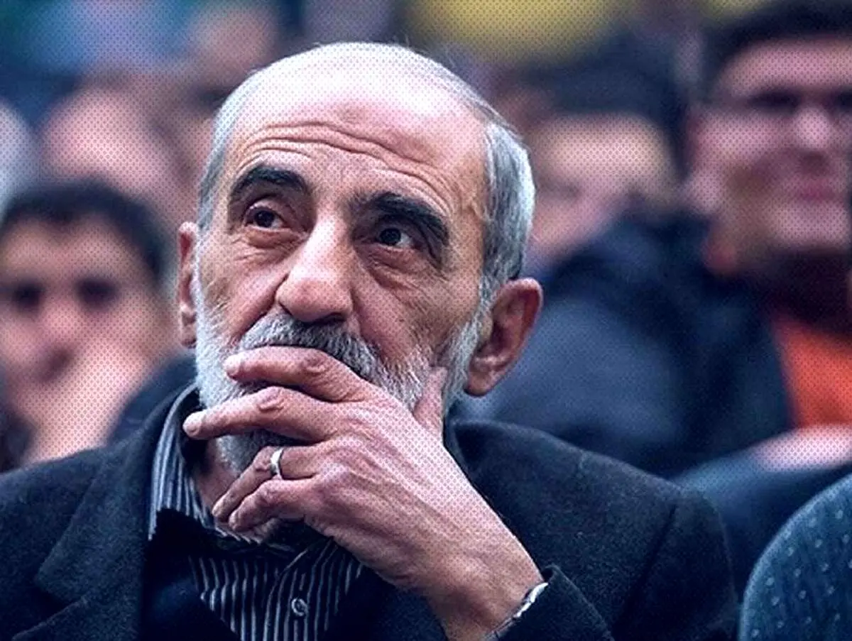 واکنش جالب یک فعال سیاسی به اهدای جایزه قلم به حسین شریعتمداری!