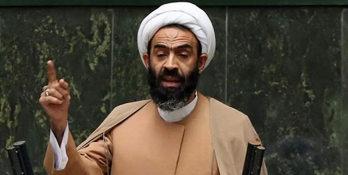 نطق تند یک نماینده علیه دانشگاه آزاد/ دانشگاه آزاد منحل می‌شود؟