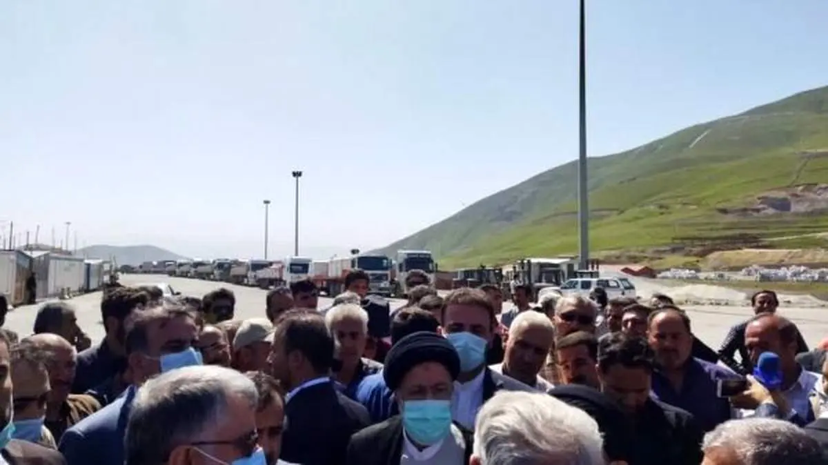 رئیسی به پایانه مرزی رفت
