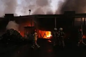 آتش‌سوزی شدید در دهکده آبی پارس