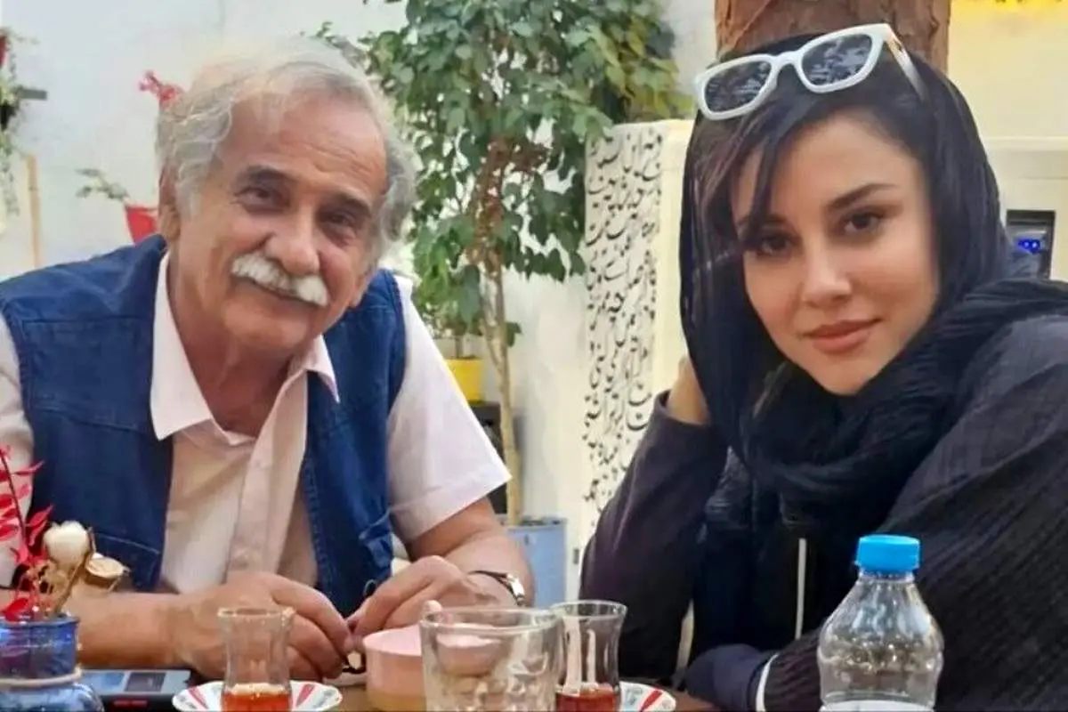 آشا محرابی در کنار پدرش اسماعیل محرابی/ عکس