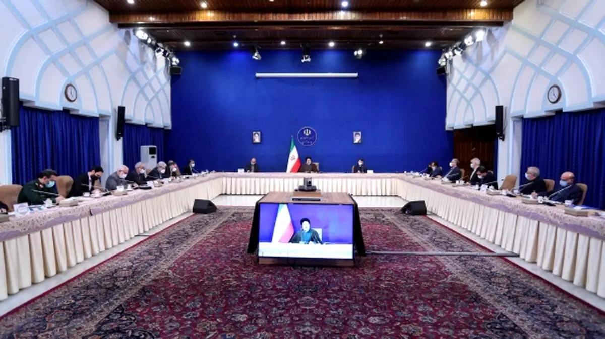 هیچ‌کس نباید بخاطر نداشتن ضامن از اشتغال محروم شود 