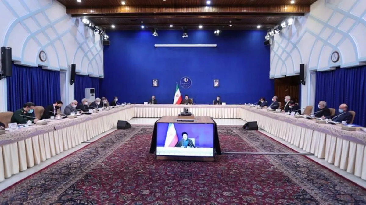 هیچ‌کس نباید بخاطر نداشتن ضامن از اشتغال محروم شود 