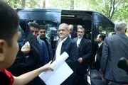 نامه ستاد پزشکیان به قوه قضاییه: جلوی دخالت تبلیغاتی رسانه‌های حاکمیتی و نظامی علیه پزشکیان و حمایت از جلیلی را بگیرید