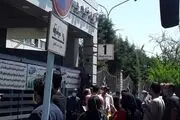 تجمع تعدادی از متقاضیان خودروی «شاهین» مقابل سایپا + فیلم