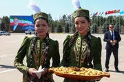 استقبال از رئیس جمهور با نان محلی در بیشکک + عکس 