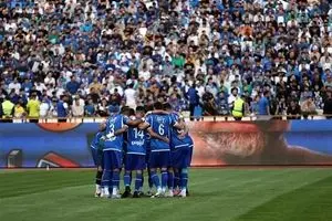 ساپینتو یک استقلالی را به رختکن تیمش راه نداد