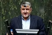 حمله یک نماینده به چند وزیر: رستم قاسمی برود در خانه بنشیند