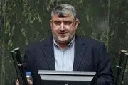 حمله یک نماینده به چند وزیر: رستم قاسمی برود در خانه بنشیند