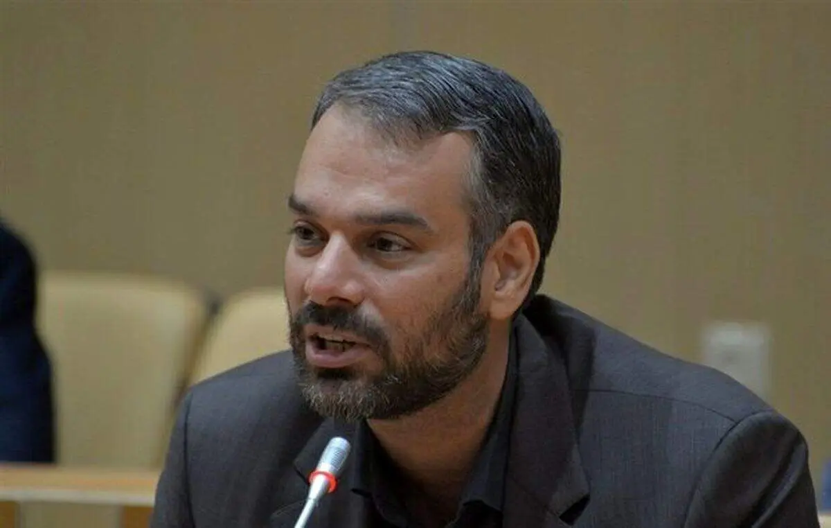 نماینده مجلس: رئیسی باید ۱۰ برابر بیشتر در فضای مجازی پست بگذارد +فیلم 