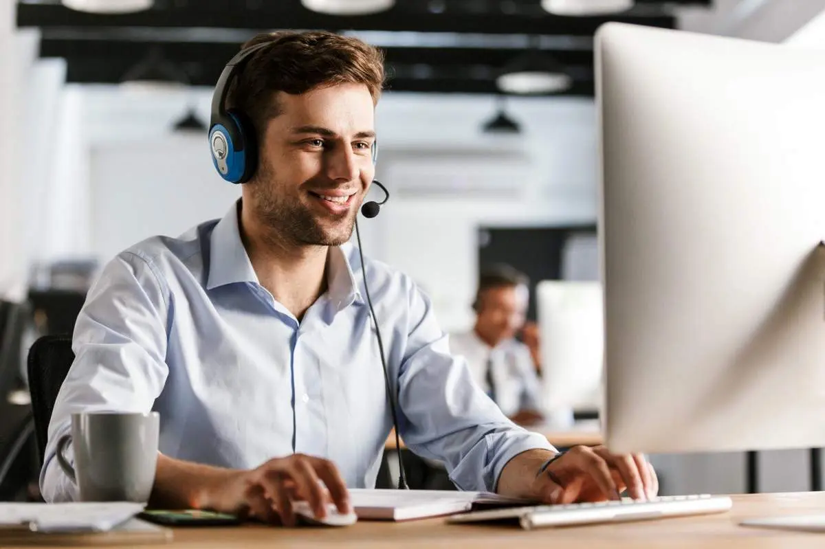 سرویس مرکزی تلفن ابری چیست؟