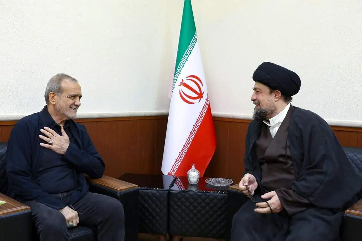 دیدار رئیس جمهور با آیت الله سید حسن خمینی