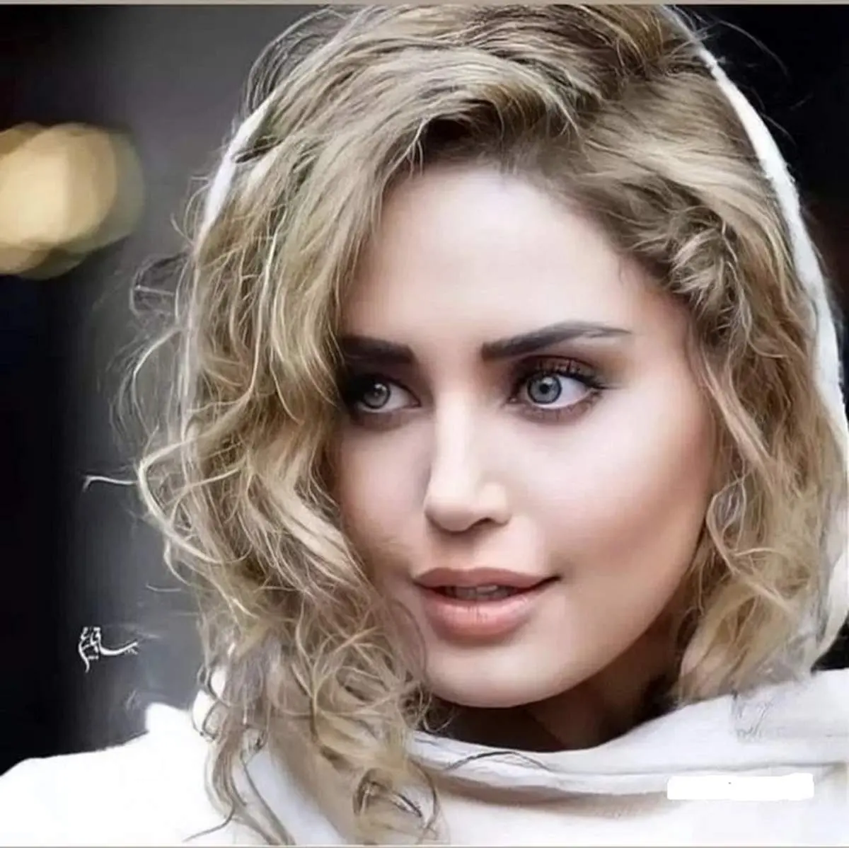 الناز شاکردوست با لباس باباکرم و آرایش آنچنانی در پارتی!/ عکس