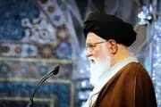 علم الهدی : آمریکا هیچ غلطی نمی تواند کند /دشمن مثلثی را به وجود آورده تا کشور را دچار بحران کند